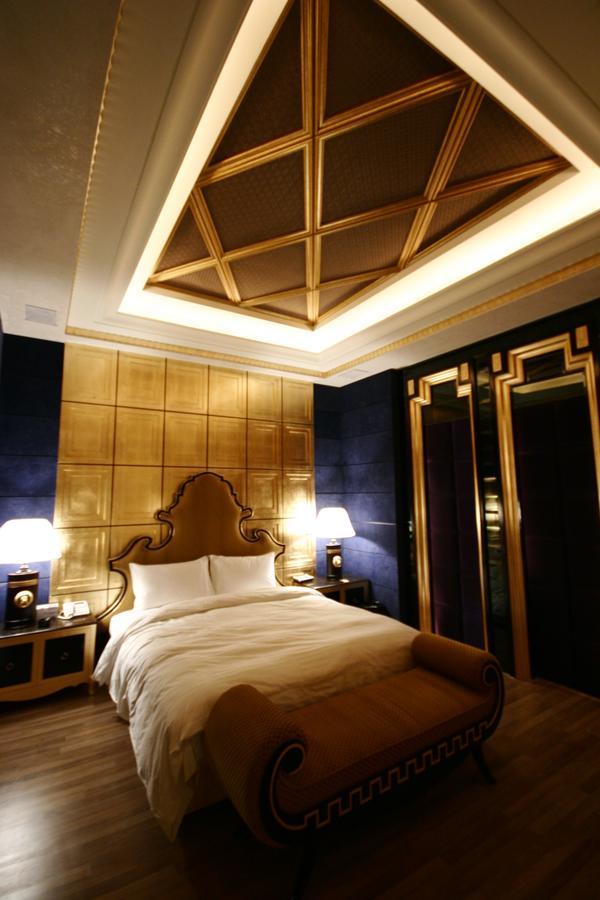 The Yorker Deluxe Motel Taoyuan Exteriör bild
