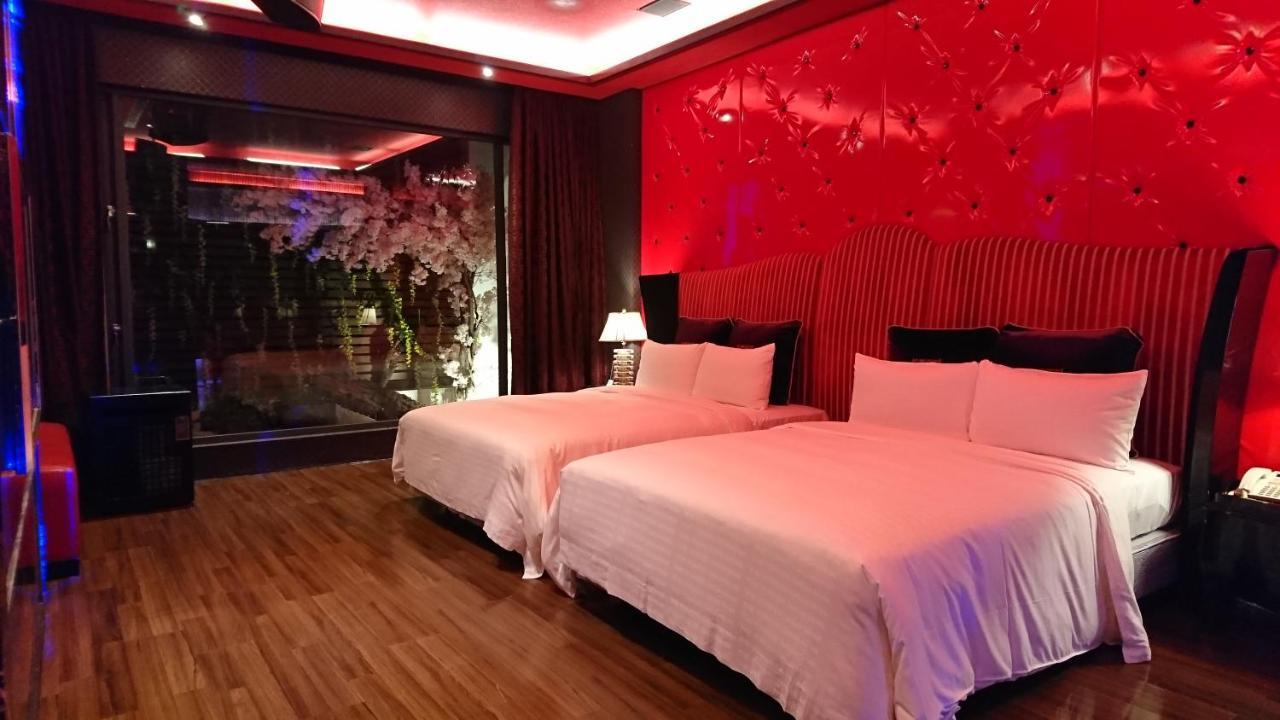 The Yorker Deluxe Motel Taoyuan Exteriör bild